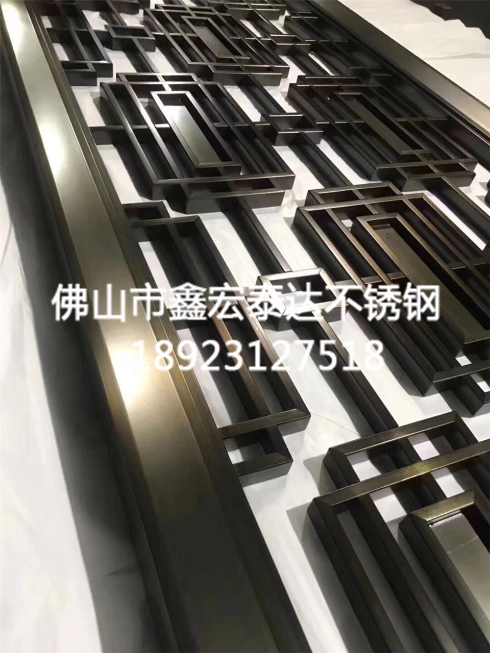 不锈钢屏风制品 (4)